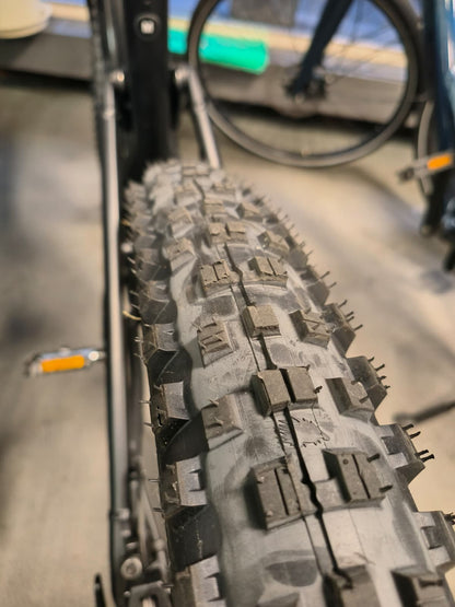 Bergstrom ATV 949 125+ Carbon R 750