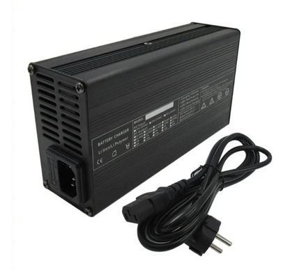 Li-Ion Ladegerät für 60 V Batterien