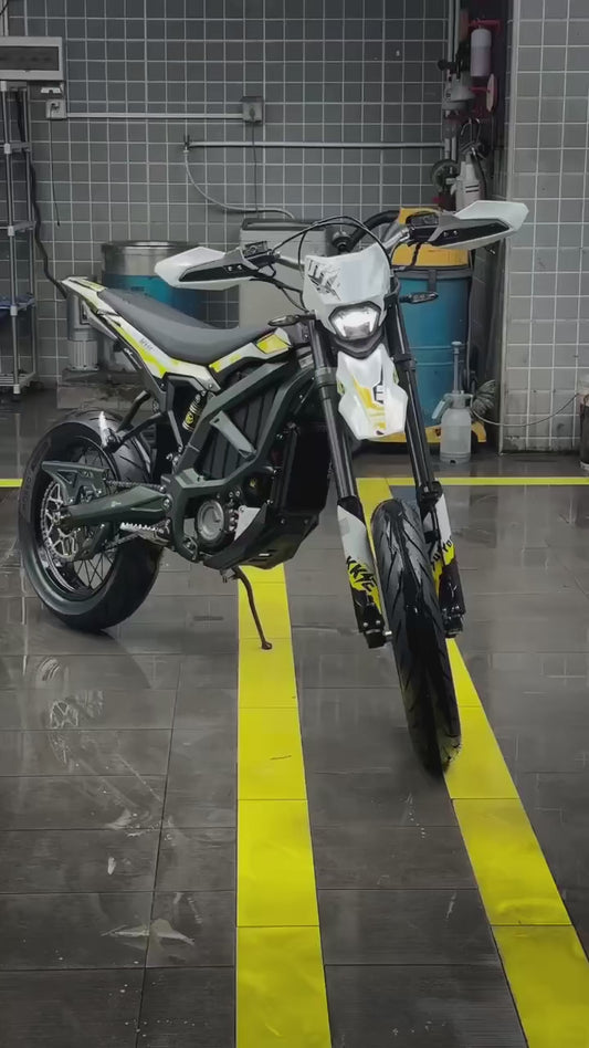 17" Super Moto Satz SurRon Ultra Bee